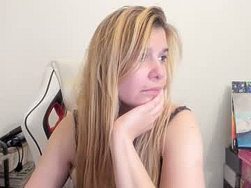 artsyandcraftsy_ image