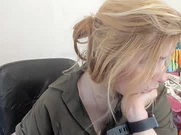 artsyandcraftsy_ image