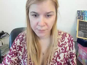 artsyandcraftsy_ image