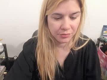 artsyandcraftsy_ image