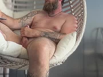_beard_and_tattoo_ Chaturbate Cam