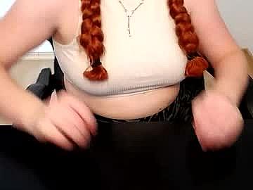 elly_petite image