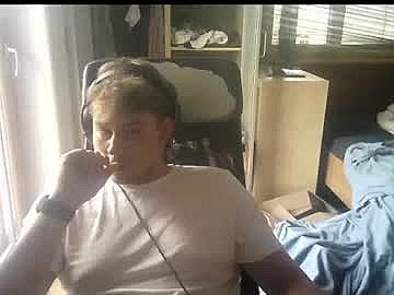 iloveyoutoo2000 Chaturbate Cam