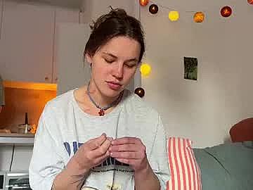 di_n_alex image