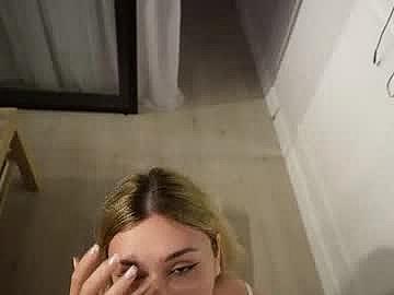 wineandboobs image